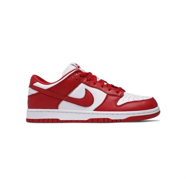 Jorden sneakers Nike For Man And Boy
Name: Jorden sneakers 
Material: Leather
Sole Material: TPR
Pattern: Solid
Fastening & Back Detail: Lace-Up
Net Quantity (N): 1
Jorden sneakers with top quality anti skid rubber sole 
Sizes: 
IND-7, IND-8, IND-9, IND-10
Country of Origin: India