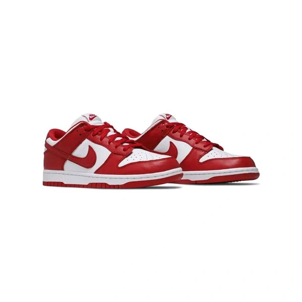 Jorden sneakers Nike For Man And Boy
Name: Jorden sneakers 
Material: Leather
Sole Material: TPR
Pattern: Solid
Fastening & Back Detail: Lace-Up
Net Quantity (N): 1
Jorden sneakers with top quality anti skid rubber sole 
Sizes: 
IND-7, IND-8, IND-9, IND-10
Country of Origin: India - 6