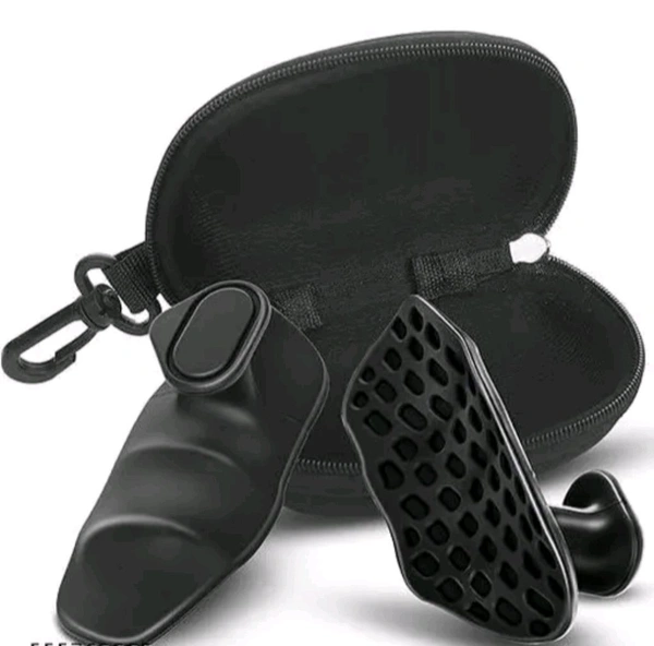 Gym Hand Grip For Gym, Palm Protection, Black Silicone Hand Gripper - Black
