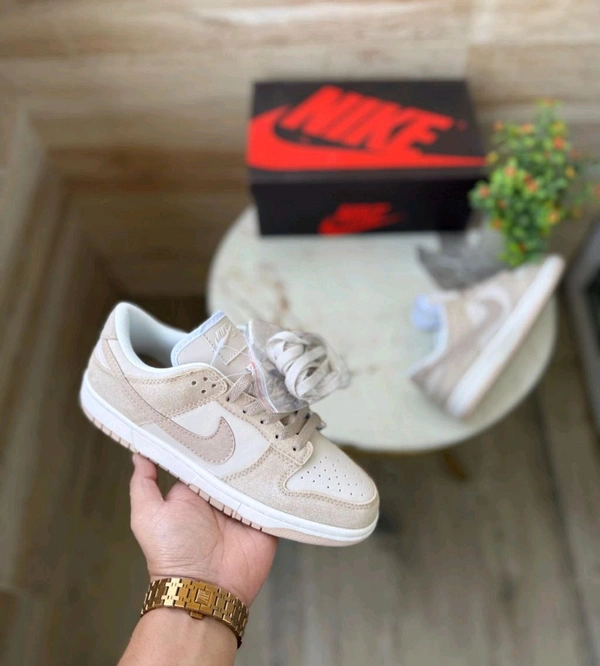 Nike SB DUNK SandDrift - 40