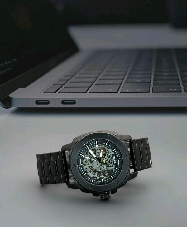 Men's Fossil Watch Modern Machine  


 - Black