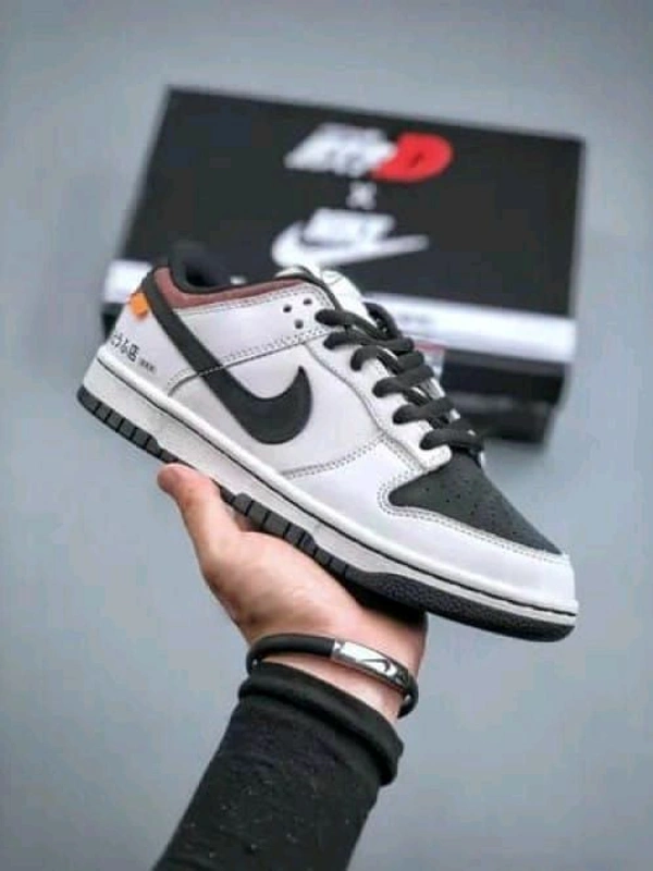 NIKE SB DUNK AE86 - 44