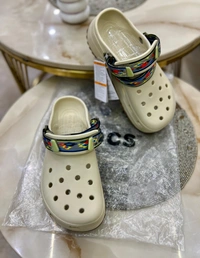 CROCS HIKER  - M8