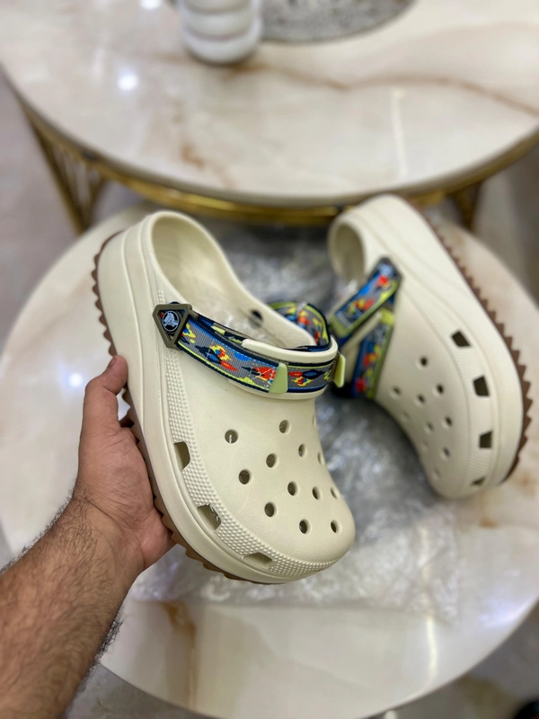CROCS HIKER  - M8