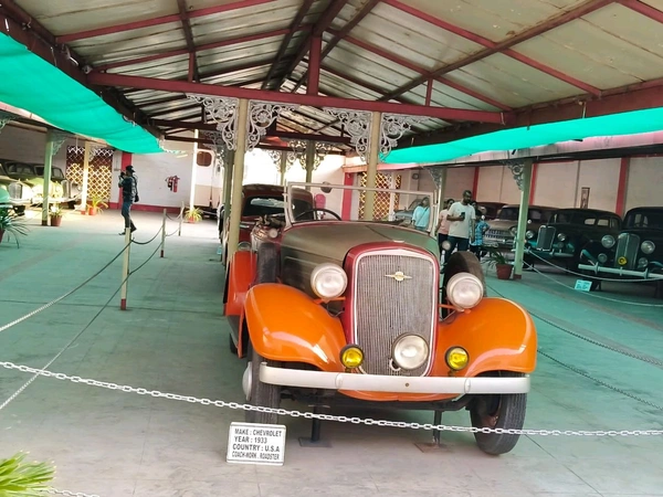 Vintage Car (Pack Of 10)