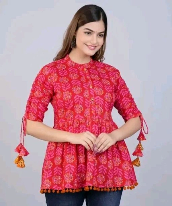 Stylish Girls Top - M