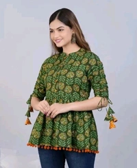 Stylish Girls Top - L