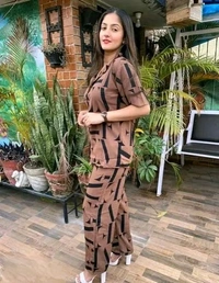 Trendy Graceful Women Top & Bottom Sets - L
