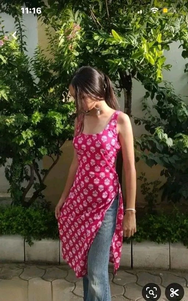DAILY WEAR KURTI/REGULAR KURTI/FANCY KURTI/CASUAL/STYLISH KURTI  - Xs