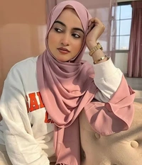 🌸 LuxeChic™ Premium Heavy Chiffon Hijab Set – 6 Elegant Shades - Size: 70cm x 170cm (Free Size, Length 1.8m)