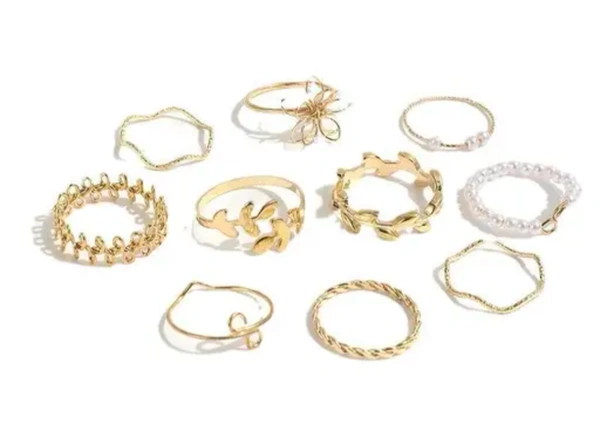 10 Rings, Endless Style – Gold-Plated Glamour for Every Mood & Moment! ✨👑