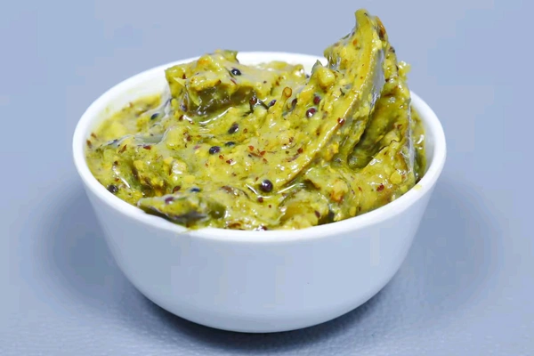 Berhampur Special Mango Besar Pickle - 1kg