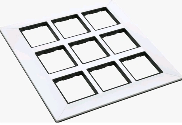 Zubbix 12 Module Black & White Modular Plate (Warranty 10 Year) - White, 4M