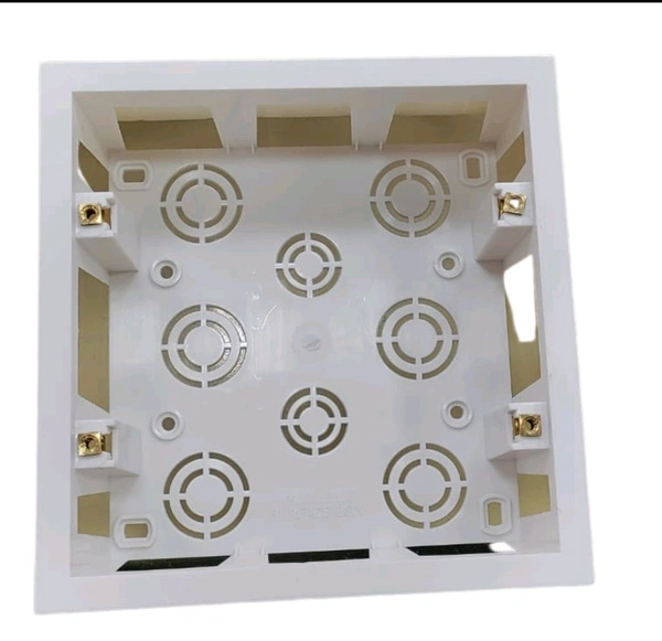 8 Module Surface Box Square