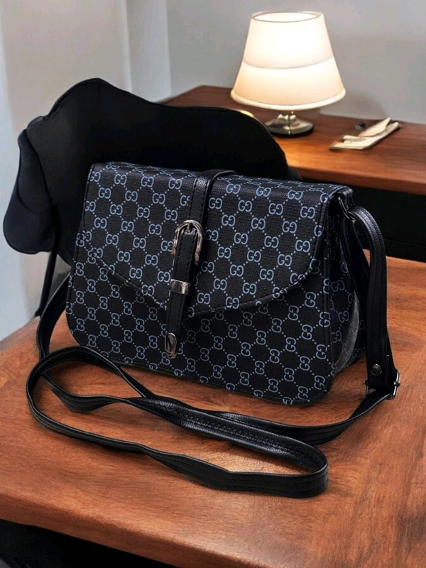 Women’s Crossbody sling bags.                   Adjustable long belt 
GG leather 
Size -9/6/3 inches 
