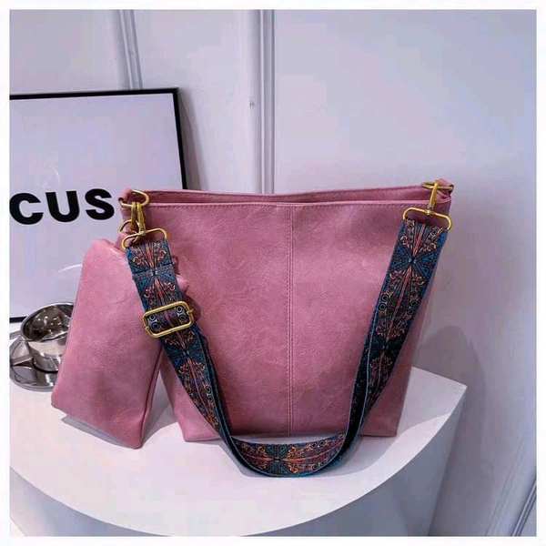 
Very Beautiful & Classy Leather Look Broad Belt  Sling Bag

Good Design & Finishing

Top Quality PU Material

6 Beautiful Colours Available                                               
Size 10 / 13 inches

Pouch size 7/5
