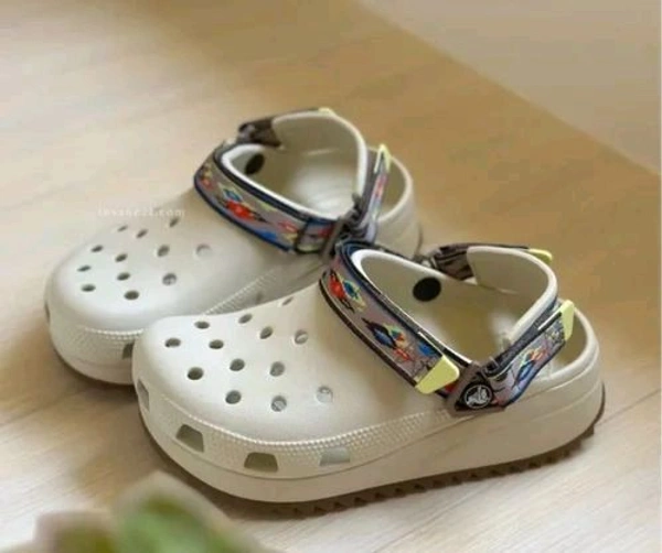 CROCS CLASSIC IKAT HIKER CLOG*

TOP QUALITY*

NEXT TO ORIGINAL*

SHIPPING FREE

 - M6 TO M11