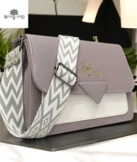 
WOODLAND
2 partition with pocket inside
Medium Quality 
Please note - Broad Belt Will Come Of Random Colour Not Same*
6 attractive colours
Size - 6 by 8 inches 