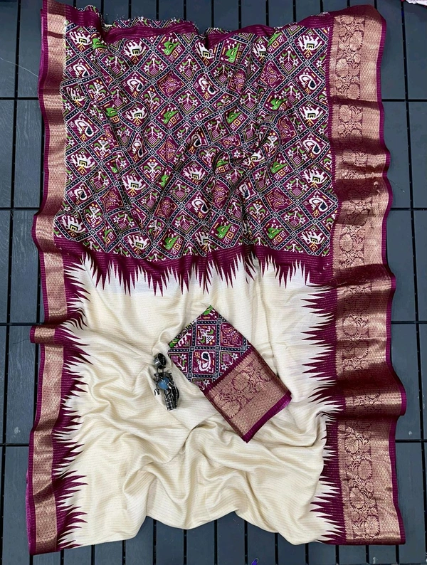 


Beautiful rekko silk sarees with all over floral design along with contrast weaving border
BEUTIFUL pallu 
running blouse with border color as in picture 

