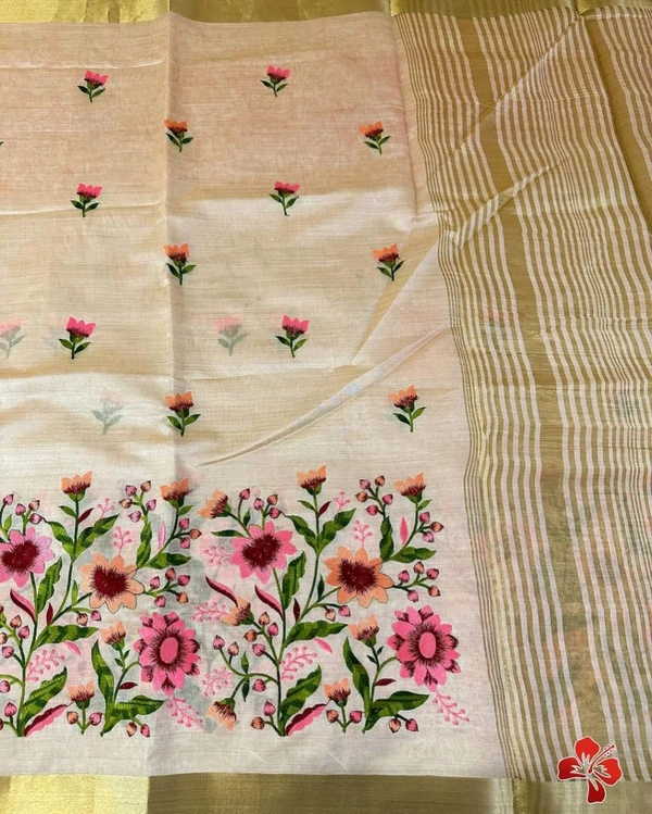 ✨ Elegant Floral Embroidered Saree 