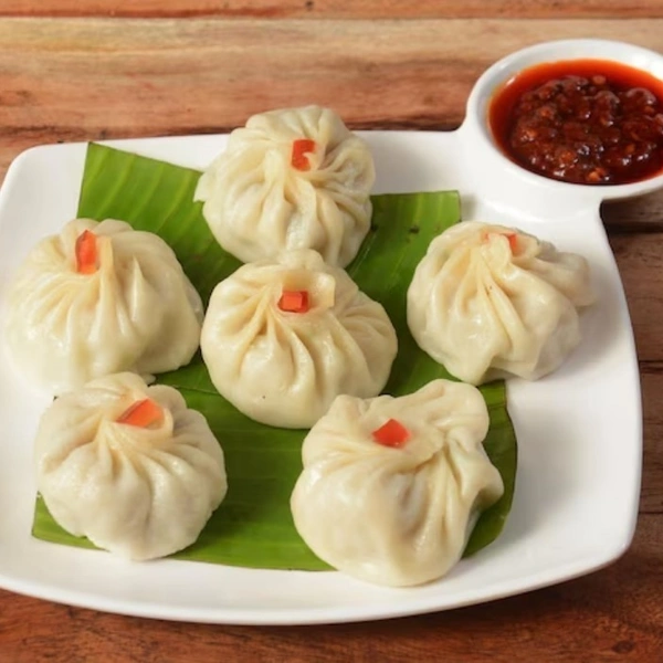 Steam Momos (6 Pcs.)