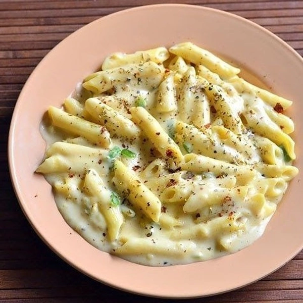 White Sauce Pasta