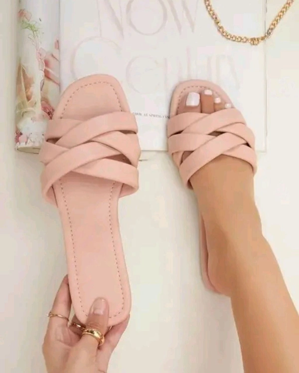 Woman Sandal beautifull ethnic flats for women & girls
Name: beautifull ethnic flats for women & girls
Material: Syntethic Leather
Sole Material: Tpr
Pattern: Solid
Fastening & Back Detail: Slip-On
Net Quantity (N): 1
FOOTSTEPS
Sizes: 
 - 4
