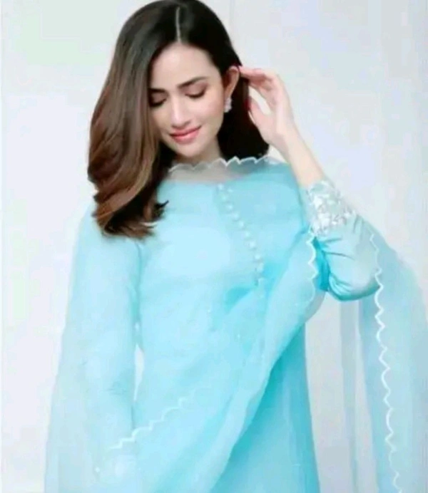 Woman Kurti Pamt For GirlCotton Amezing kurti Pant Dupatta set
Name: Amezing kurti Dupatta set
Kurta Fabric: Cotton
Bottomwear Fabric: Cotton
Sleeve Length: Three-Quarter Sleeves
Set Type: Kurta With Dupatta
Bottom Type: No Bottomwear
Pattern: Printed
Net Quantity (N): Single
Sizes:
 - S