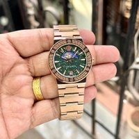 Versace This Woman Analog Watch From Versace Will Be A Perfect Pick
