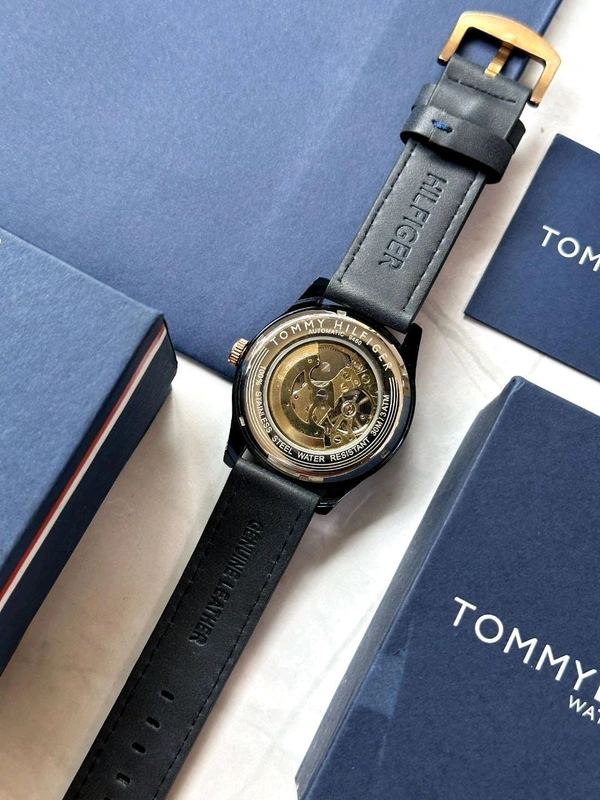Tommy Hilfiger 💙💙