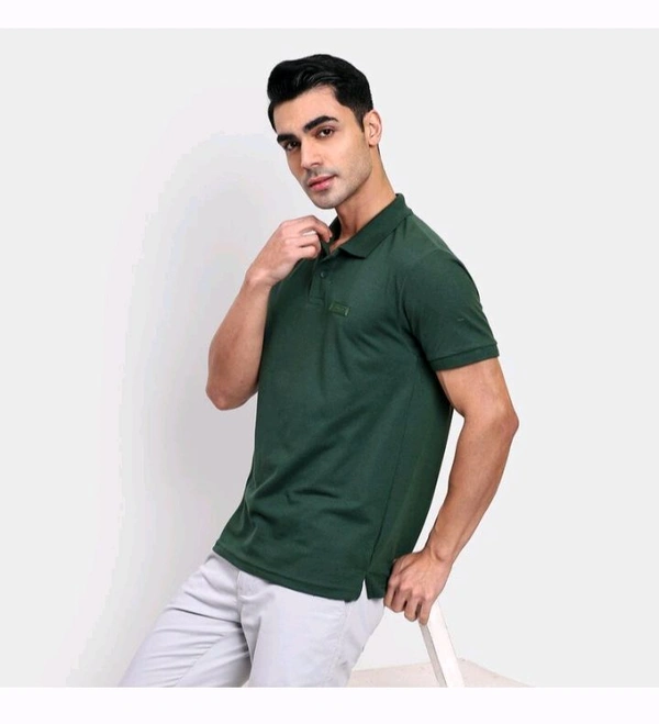 Ziptoo  Men's Green Polo Shirt - Classic Style & Comfort men's green polo shirt, featuring a classic collar, short sleeves, and a comfortable fit. Perfect for casual outings and everyday wear. - Cyprus, L