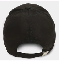 Sunburn  Men's Black Baseball Cap - Juventus FC Logothis men's black baseball cap featuring the iconic Juventus FC logo. Perfect for soccer fans and everyday wear. - Black, For Men