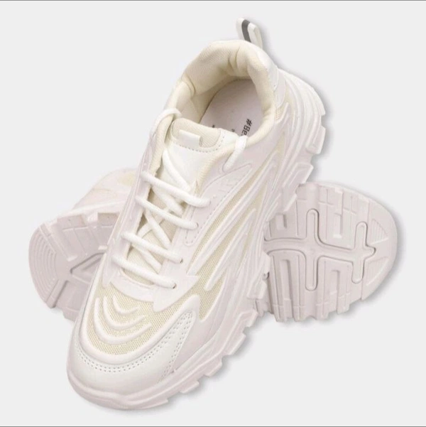 Ziptoo Unisex Chunky White Sneakers – Bold Comfort with Street Vibe
 - 4