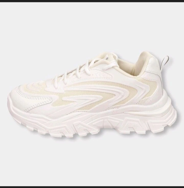 Ziptoo Unisex Chunky White Sneakers – Bold Comfort with Street Vibe
 - 5