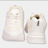 Ziptoo Unisex Chunky White Sneakers – Bold Comfort with Street Vibe
 - 5
