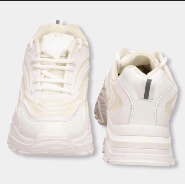Ziptoo Unisex Chunky White Sneakers – Bold Comfort with Street Vibe
 - 5