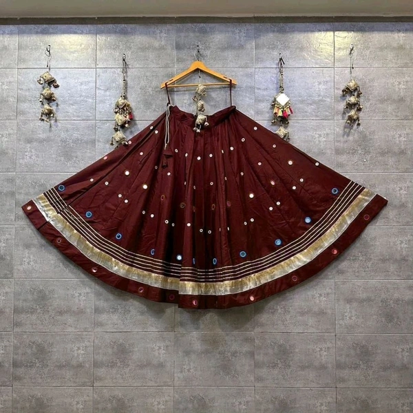 Amrit Kalā  Lahanga Skirt/ Chaniya  - Free, Bright Red