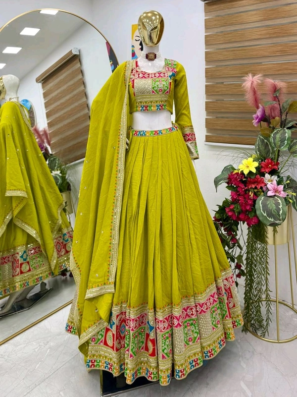 Amrit Kalá  Real Modeling New Designer Lahanga Choli And Duppata Set - Purple
