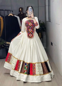 Amrit Kalā  Ethnic Women Lehenga With Fancy Top👜 - White