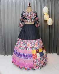 Amrit Kalā  Elegant And Fancy Muslin Cotton Lahanga Choli  - Fuchsia Pink