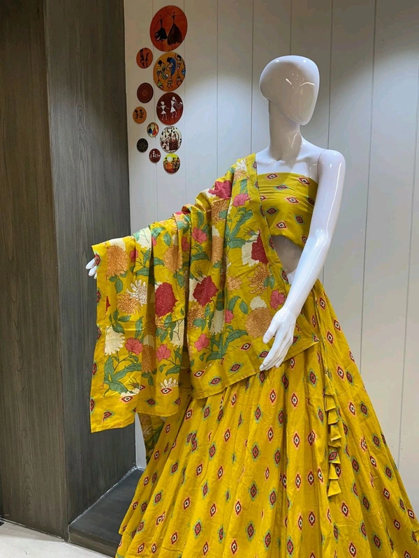 Amrit Kalā  Pure camric cotton kali pattern chaniya choli 💃 - Yellow