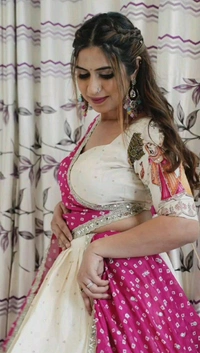 Amrit Kalā  *👗💌 Traditional And Elegant Festival Special Lehenga Choli👗💌* - White