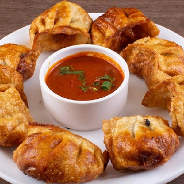 Veg Fried Momos 6 (Half Plate)