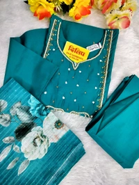 Beautiful Elephant Work Kurti Pant - Clairvoyant, L