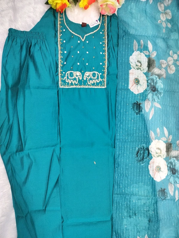 Beautiful Elephant Work Kurti Pant - Clairvoyant, Xxl