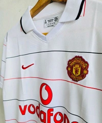 Manchester United Ronaldo  - Medium