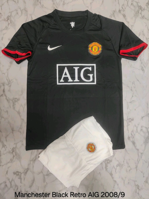 Manchester United With Shorts  - Small