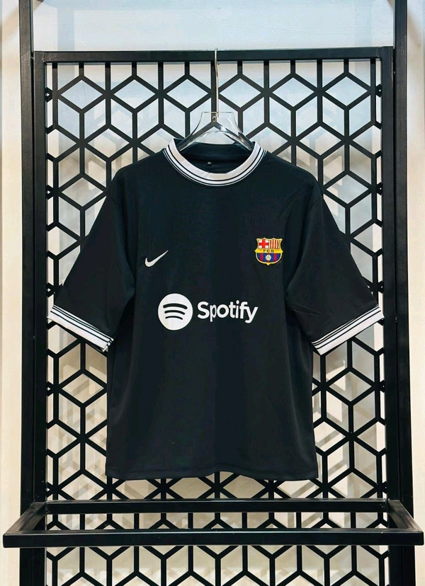 Barca Five Sleeves  - Black, Medium