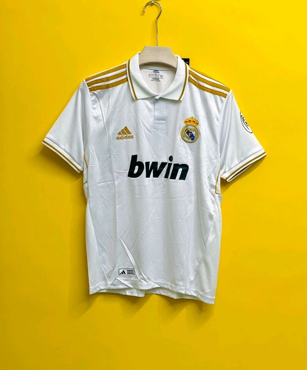 Real Madrid (White Fan Versions) - Large