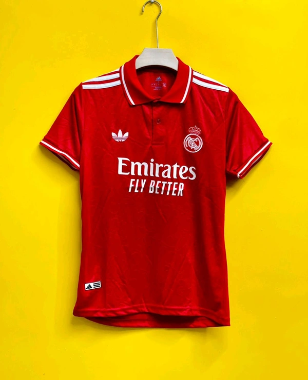 Real Madrid ( Fan Version Read) - Small